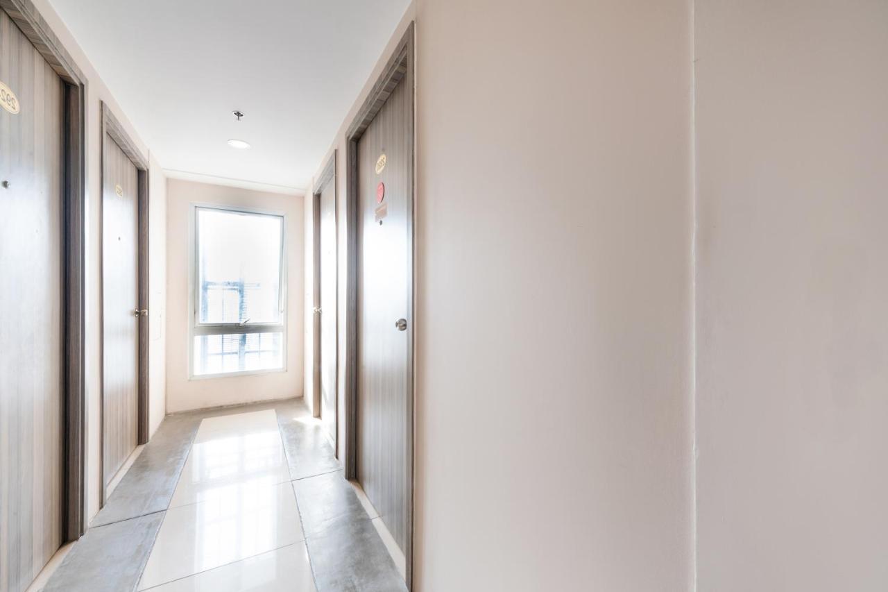 Oyo 474 Urbandeca Tower 316 - Nizami Condotel Mandaluyong Εξωτερικό φωτογραφία