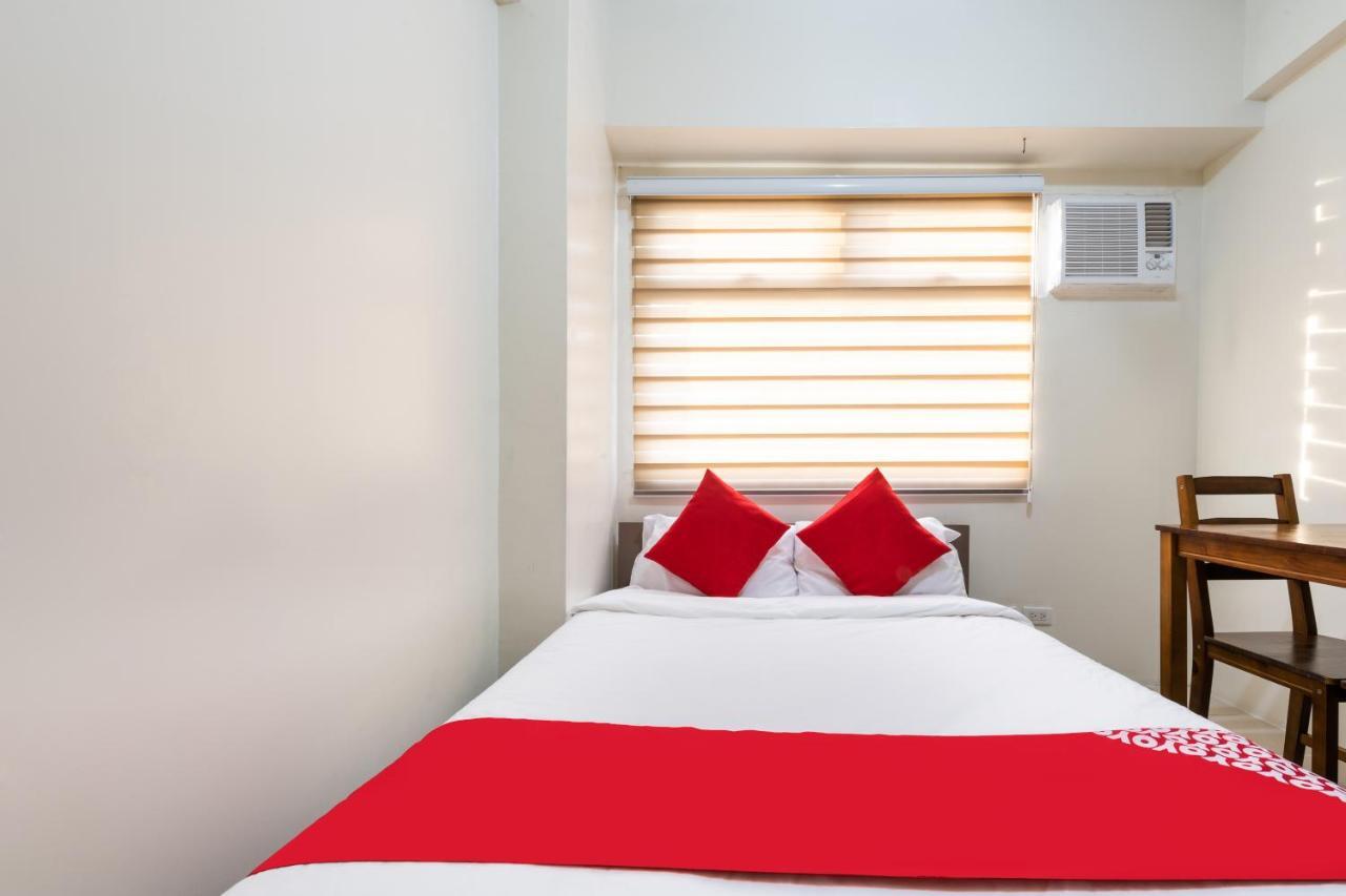 Oyo 474 Urbandeca Tower 316 - Nizami Condotel Mandaluyong Εξωτερικό φωτογραφία
