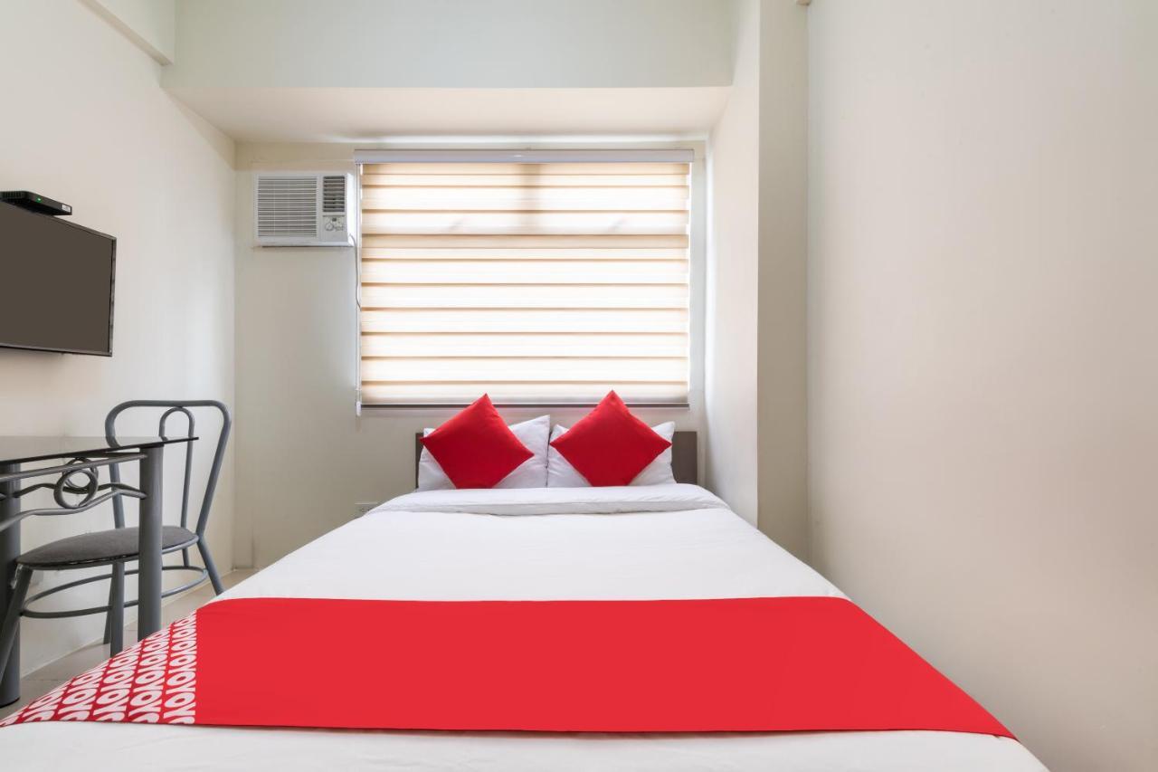 Oyo 474 Urbandeca Tower 316 - Nizami Condotel Mandaluyong Εξωτερικό φωτογραφία
