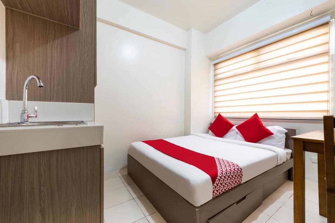 Oyo 474 Urbandeca Tower 316 - Nizami Condotel Mandaluyong Εξωτερικό φωτογραφία