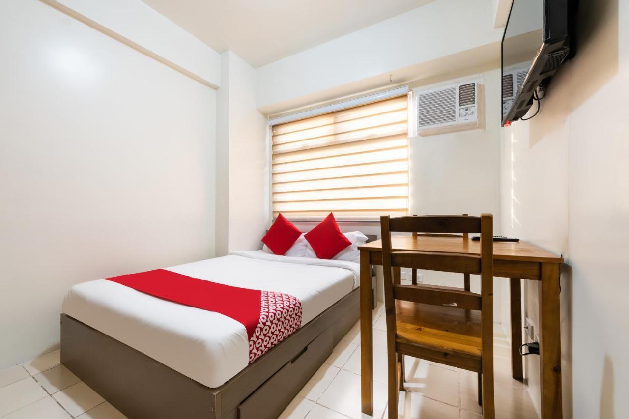 Oyo 474 Urbandeca Tower 316 - Nizami Condotel Mandaluyong Εξωτερικό φωτογραφία