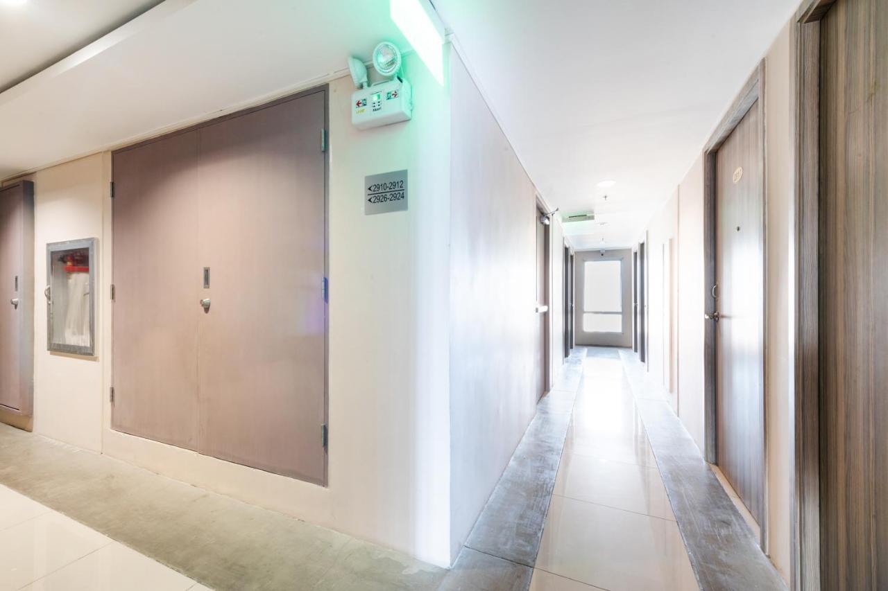 Oyo 474 Urbandeca Tower 316 - Nizami Condotel Mandaluyong Εξωτερικό φωτογραφία