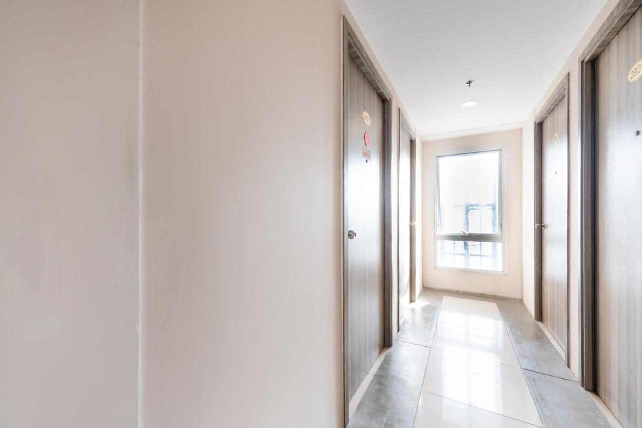 Oyo 474 Urbandeca Tower 316 - Nizami Condotel Mandaluyong Εξωτερικό φωτογραφία